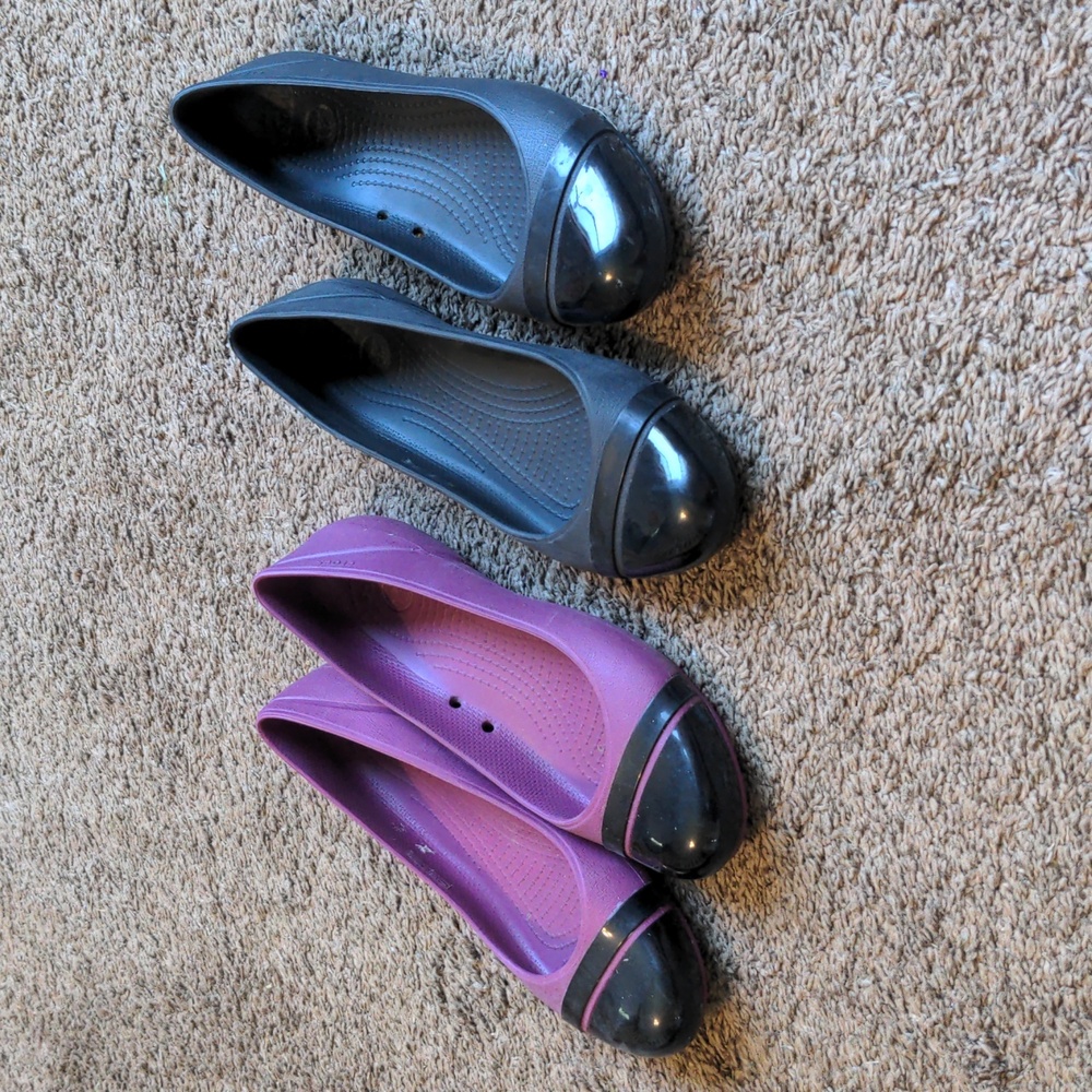 2 pairs Crocs Ballet flats. Patent toe. Size 7.  Plum And Black